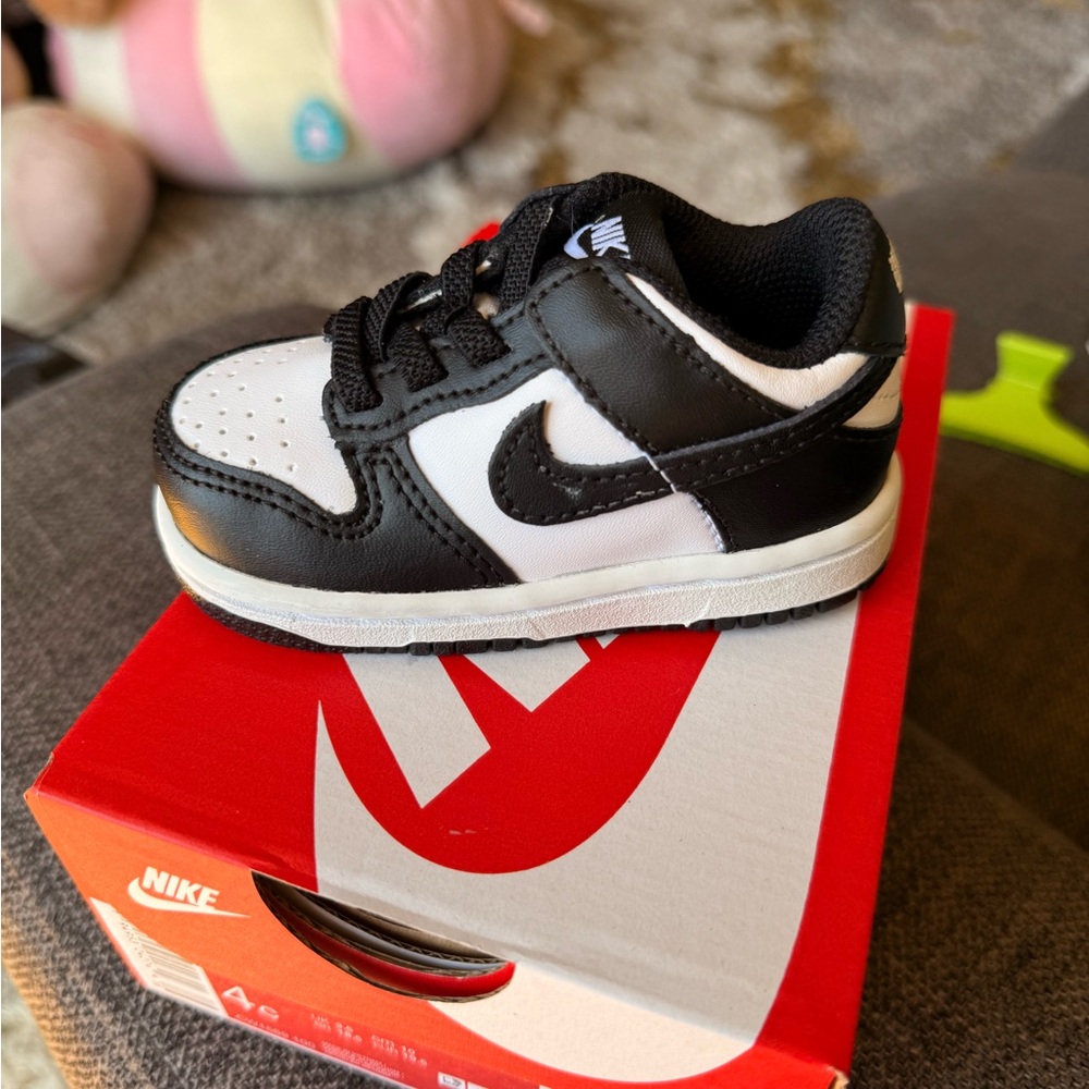 Nike Kids Black and White Sneakers